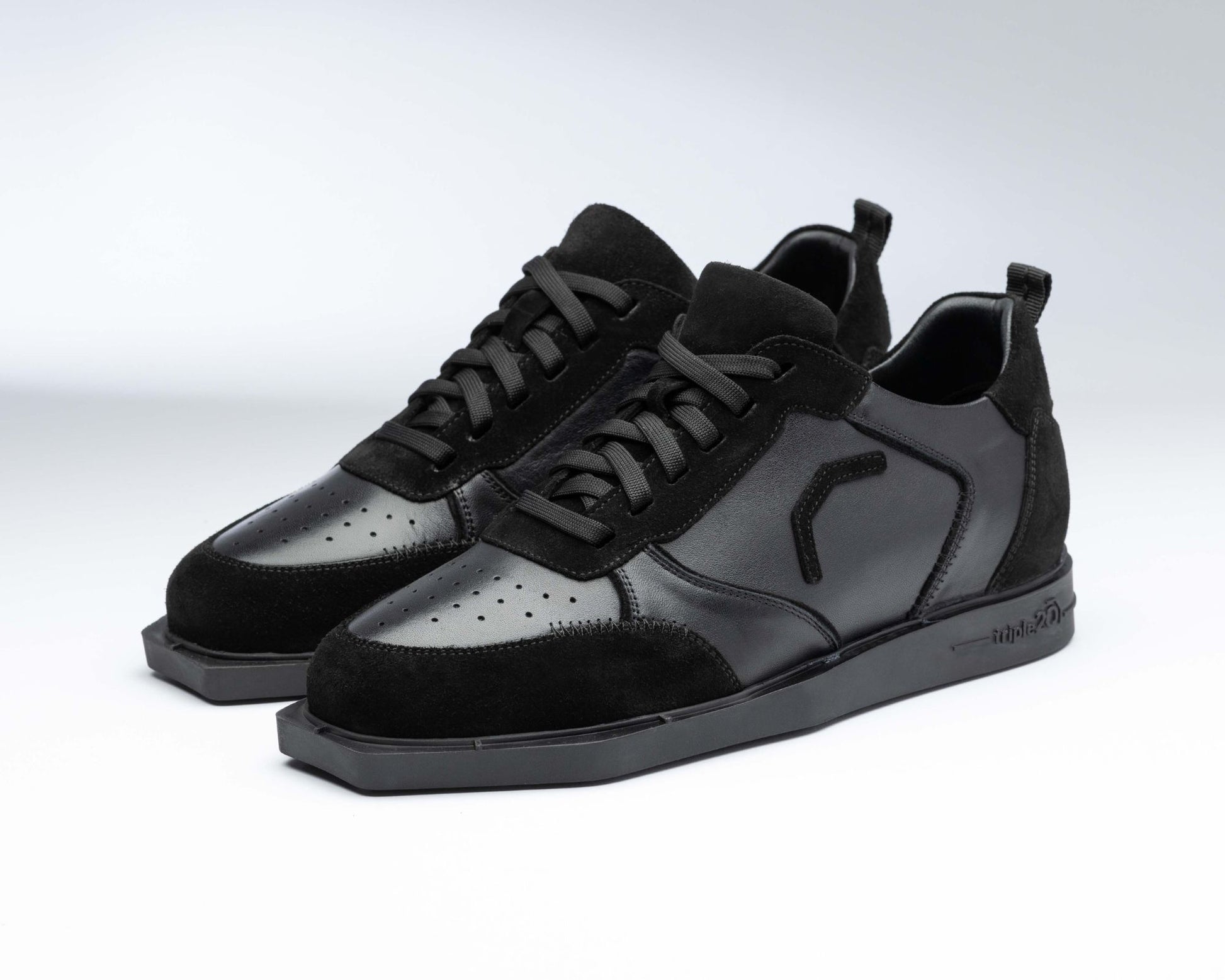 shoe full leather black | Darts Sneaker | triple20® darts – www.dartsshoes.com